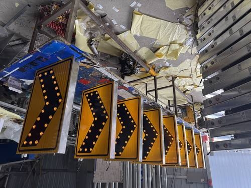 菏泽太阳能交通标牌的核心部件是电池,电池多久